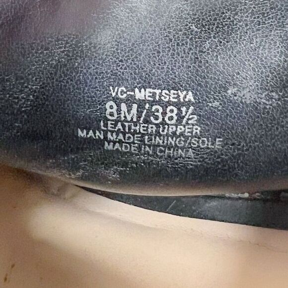 Vince Camuto Metseya Black Suede Bootie Heel Pump Split Vamp Women's Size 8 - Picture 2 of 8